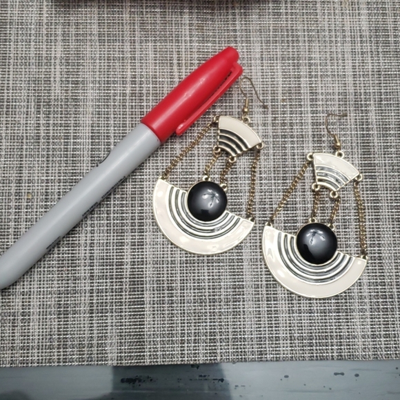 lilly fashion - Picture 2 of 2